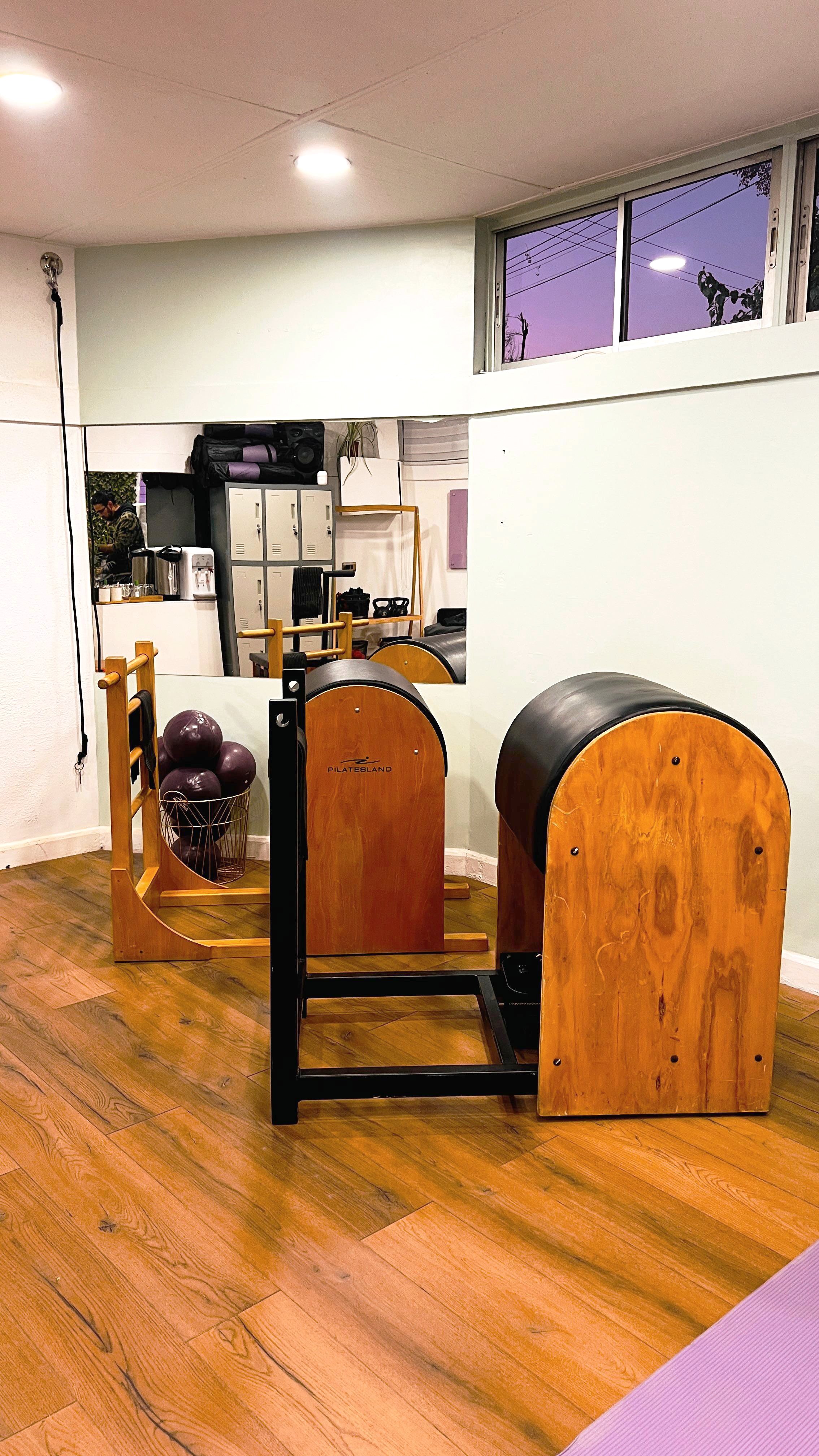Pilates Reformer en acción en Las Condes